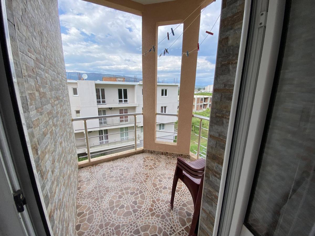 Guest House Koliqi - Hotel & Apartments Улцинь Экстерьер фото