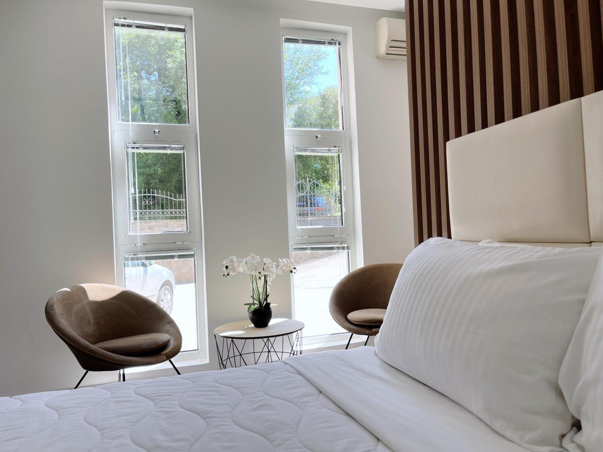 Guest House Koliqi - Hotel & Apartments Улцинь Экстерьер фото