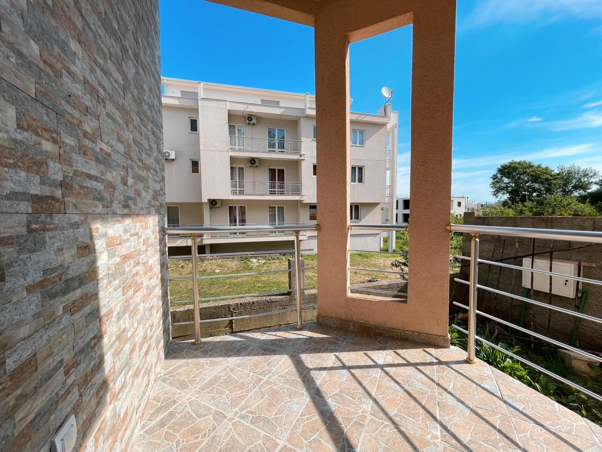 Guest House Koliqi - Hotel & Apartments Улцинь Экстерьер фото